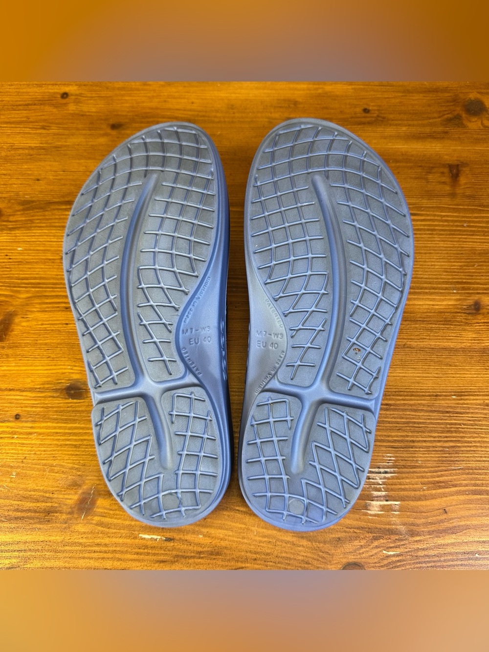 OOFOS OOahh Slide Recovery Sandals Blue Water Drop Size W9 M7 Unisex - Picture 11 of 11